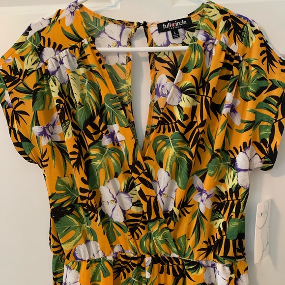 ❌SOLD 🍋3 for$20NWT Full Circle tropical jumpsuit - Picture 5 of 9